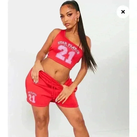 Pretty Little Thing Shape Red One Shoulder Star Player Crop Top Size Medium NWT - Picture 9 of 10
